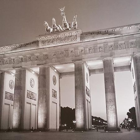 Hotel Pension Eberty Berlin Exterior foto